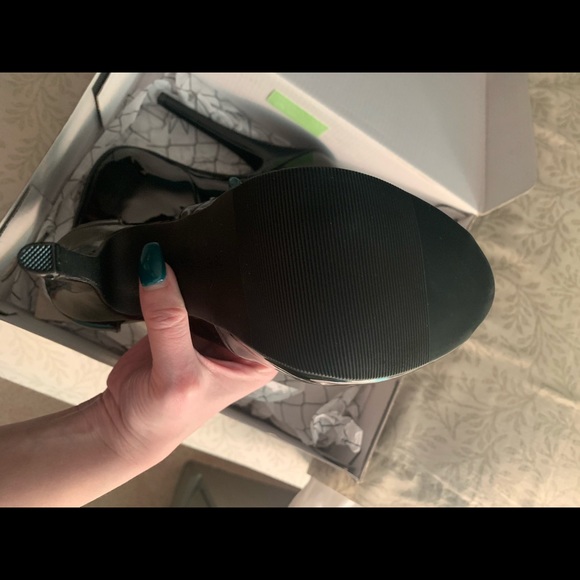 Black patent leather black heels - Picture 4 of 5